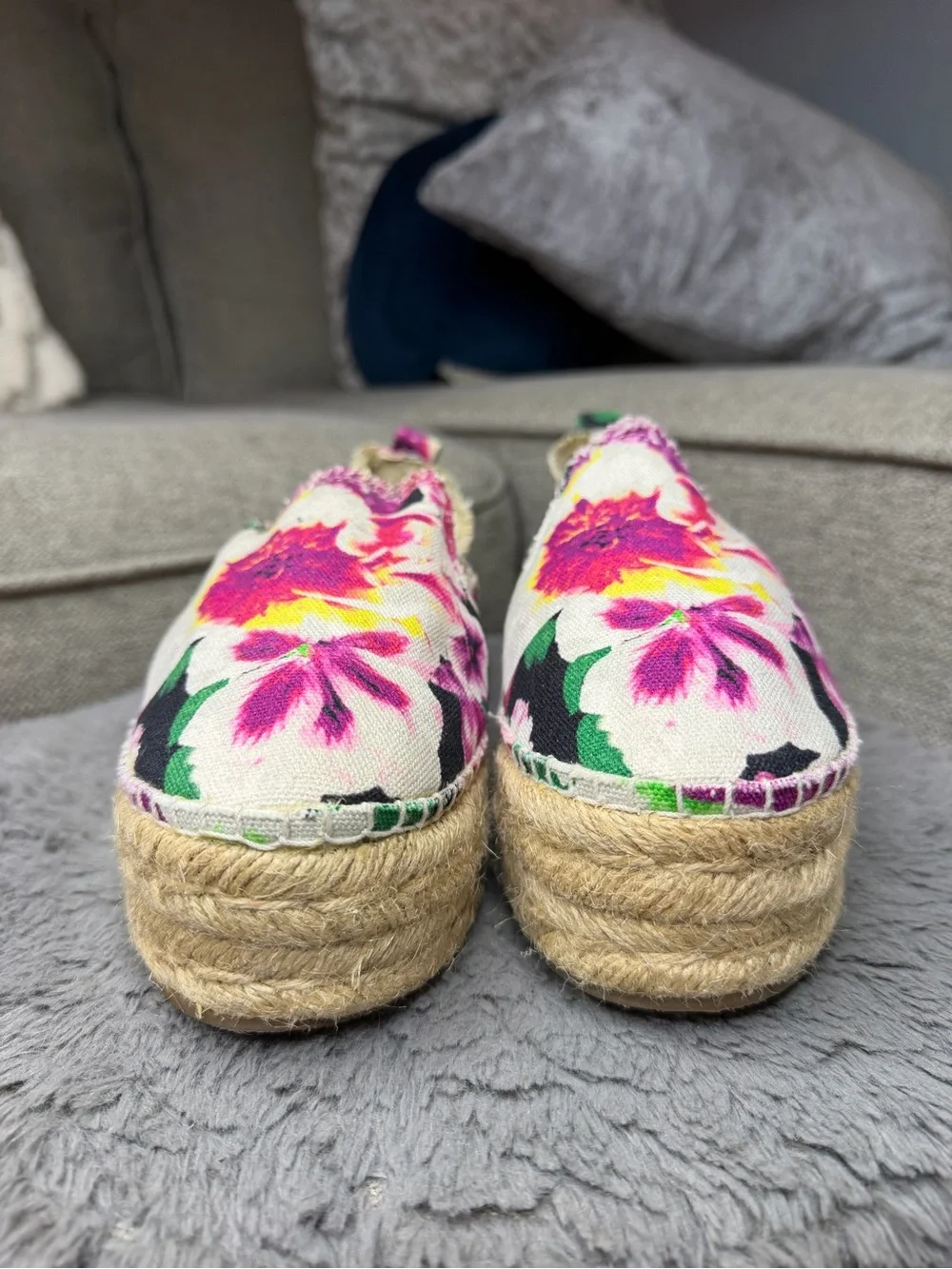 Betsey Johnson Flouncee Platform Espadrille Flats size 7.5